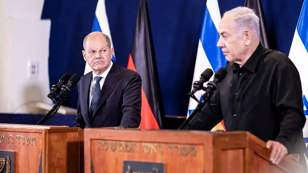 Kanzler Scholz mit Israels Ministerpräsident Netanjahu nach dem Angriff der Hamas auf Israel